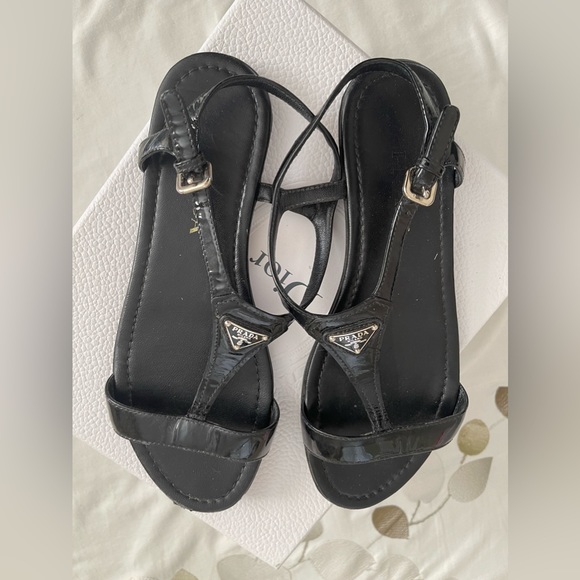 Authentic Prada black patent Sandal flats size 38 - Picture 2 of 7